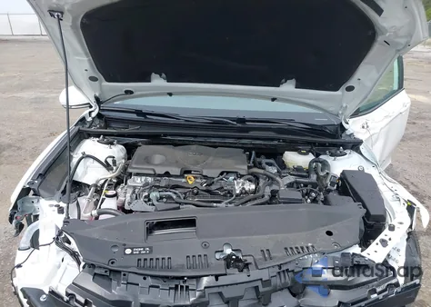 2025 Toyota Camry Le from USA, damaged, VIN 4T1DAACK2SU175231